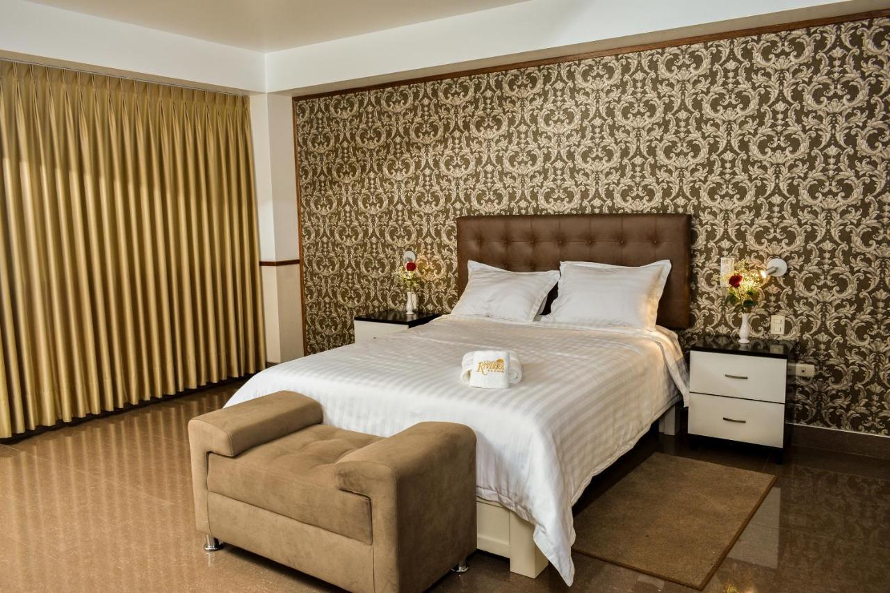 Hotel Costa Riviera Mala Екстер'єр фото